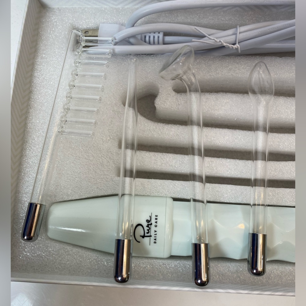 NuDerma Skin Therapy Wand – Neon, Anti-Aging, Wrinkle Skincare Therapy Open Box - Picture 5 of 7